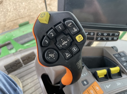 2023 John Deere S780 Combine