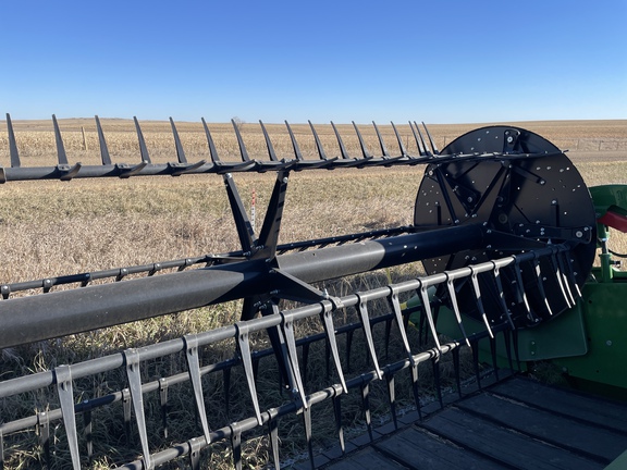 2022 John Deere RD40F Header Combine