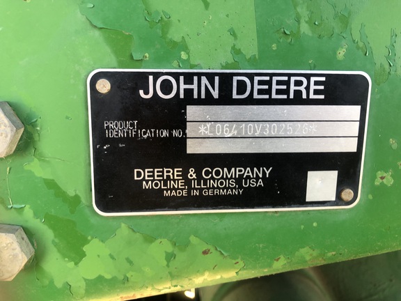 2001 John Deere 6410 Tractor