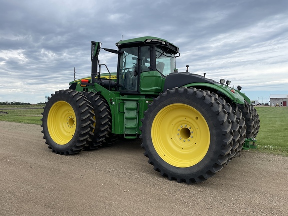 2022 John Deere 9R 590 Tractor 4WD