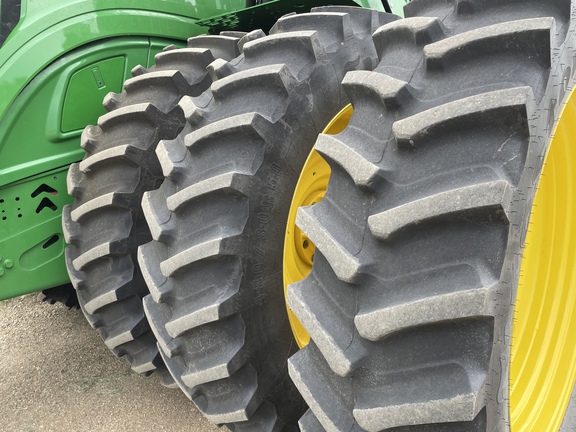 2022 John Deere 9R 590 Tractor 4WD