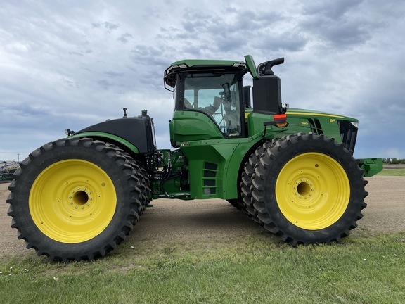 2022 John Deere 9R 590 Tractor 4WD