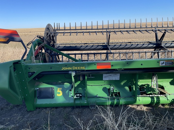 2023 John Deere RD40F Header Combine