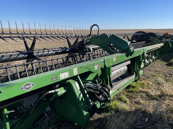 2023 John Deere RD40F Header Combine