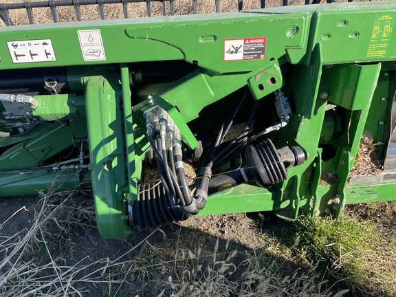 2023 John Deere RD40F Header Combine