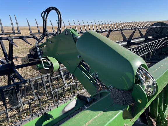 2023 John Deere RD40F Header Combine