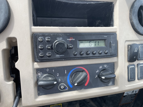 2021 John Deere XUV 835R ATV