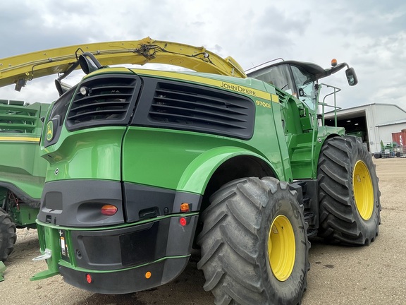 2021 John Deere 9700 Forage Harvester
