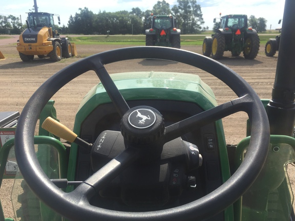 2019 John Deere 5075M Tractor