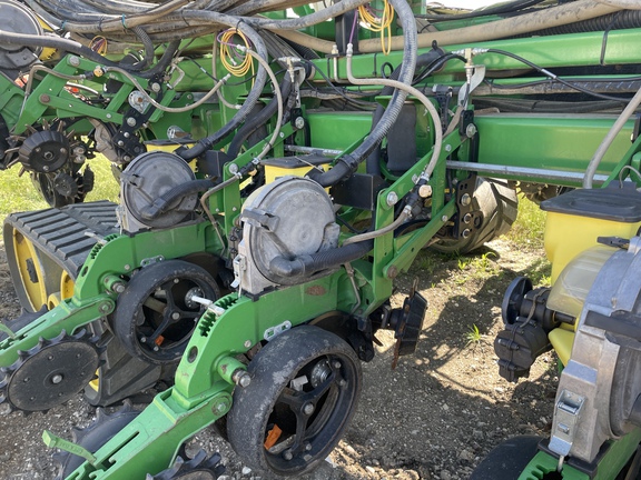 2013 John Deere DB80 Planter