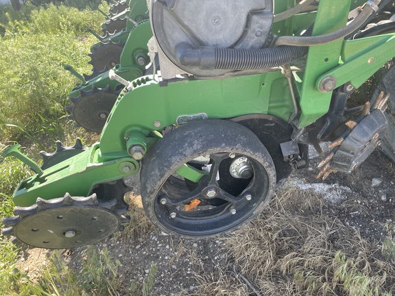 2013 John Deere DB80 Planter