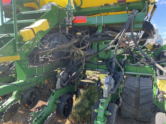 2013 John Deere DB80 Planter