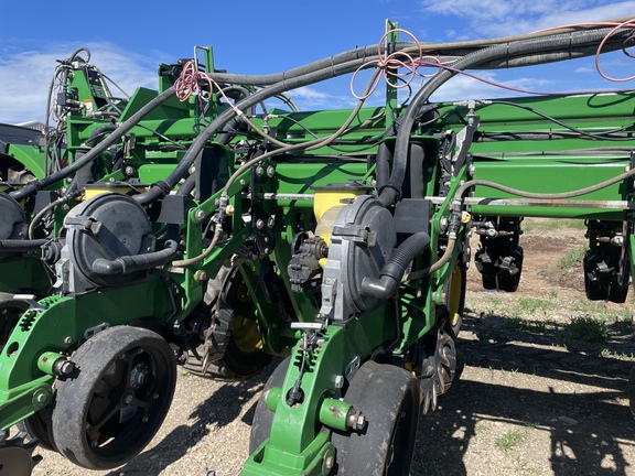 2013 John Deere DB80 Planter