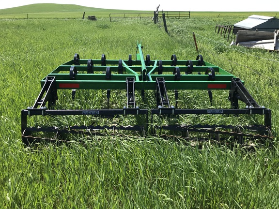 2023 Unverferth STP81401GA Field Cultivator