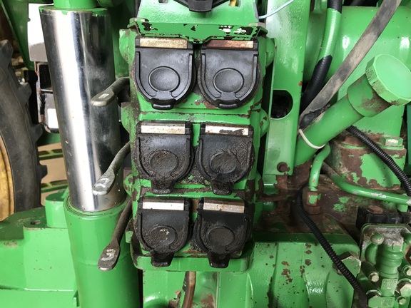 1998 John Deere 7810 Tractor