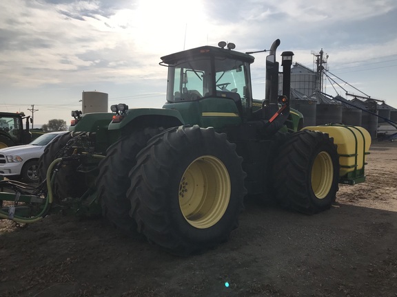 2010 John Deere 9530 Tractor 4WD