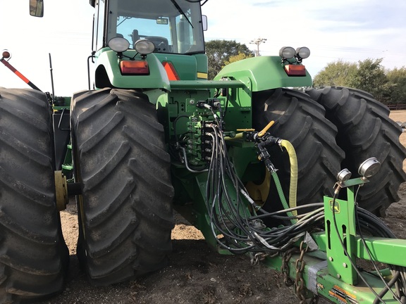 2010 John Deere 9530 Tractor 4WD