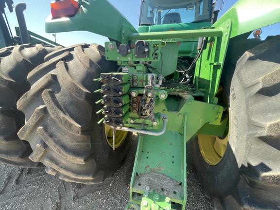 2010 John Deere 9530 Tractor 4WD