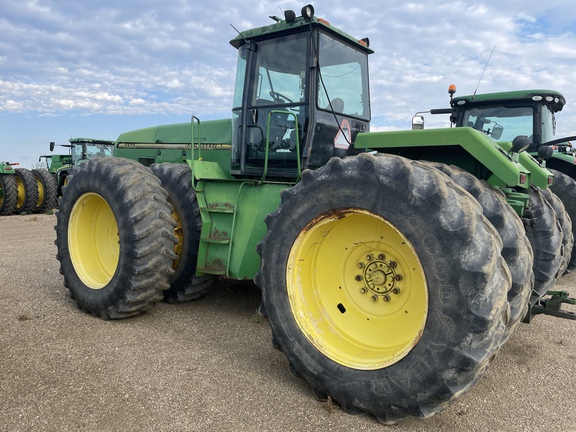 1996 John Deere 8870 Tractor 4WD