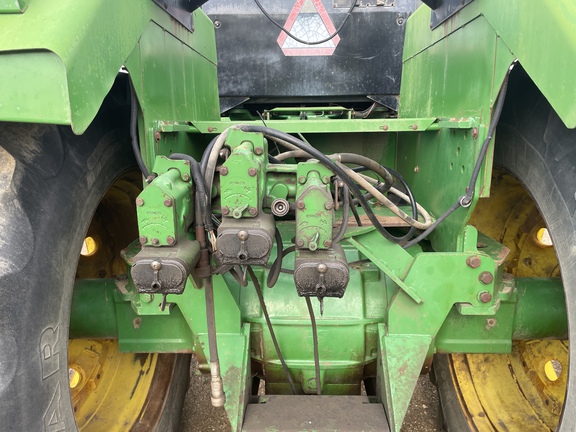 1996 John Deere 8870 Tractor 4WD