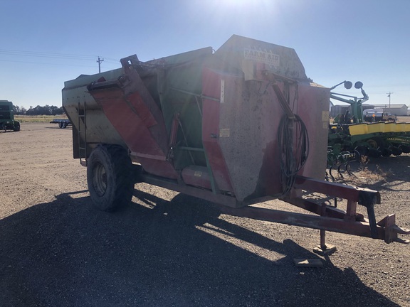 2010 Misc 430 Feed Wagon