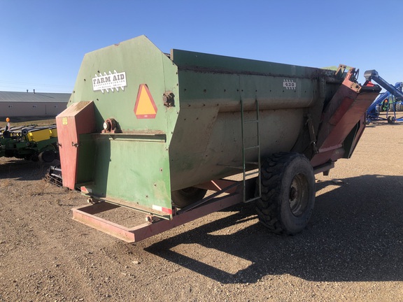 2010 Misc 430 Feed Wagon