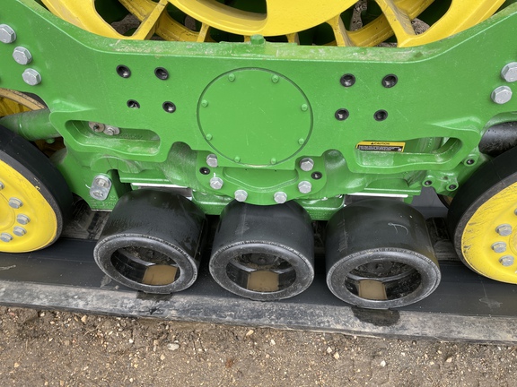 2024 John Deere 8RX 410 Tractor Rubber Track