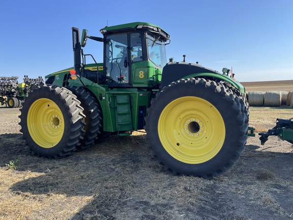 2024 John Deere 9R 640 Tractor 4WD