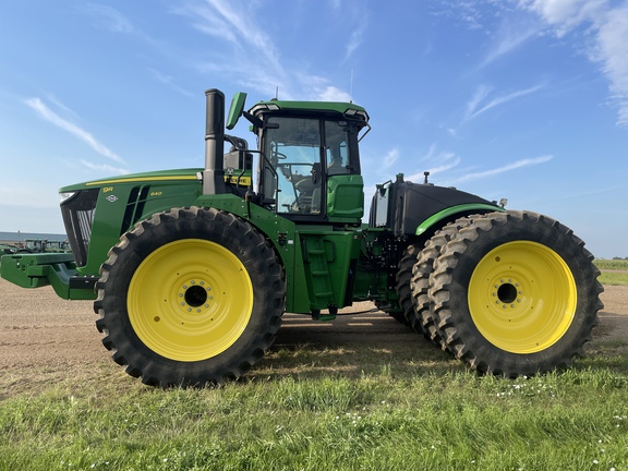 2024 John Deere 9R 640 Tractor 4WD