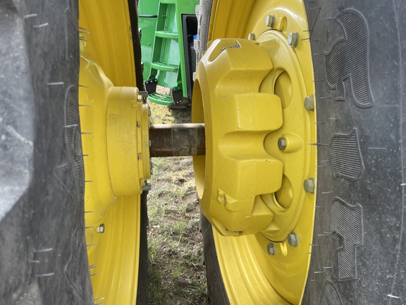 2024 John Deere 9R 640 Tractor 4WD