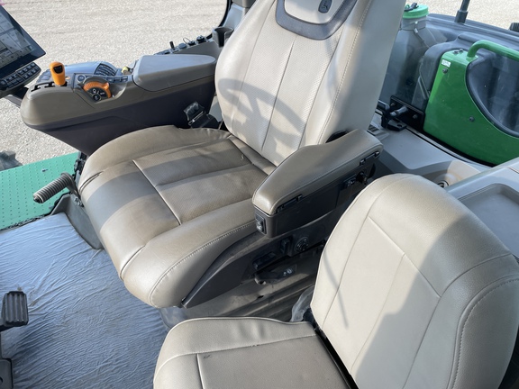 2024 John Deere 9R 640 Tractor 4WD