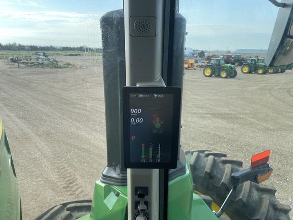 2024 John Deere 9R 640 Tractor 4WD