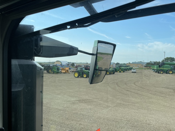 2024 John Deere 9R 640 Tractor 4WD