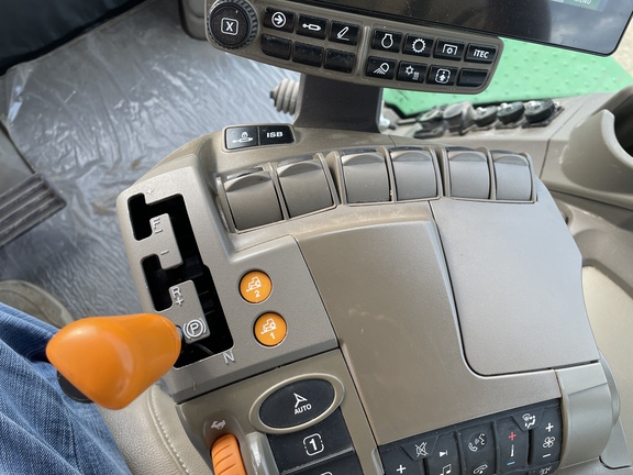 2024 John Deere 9R 640 Tractor 4WD