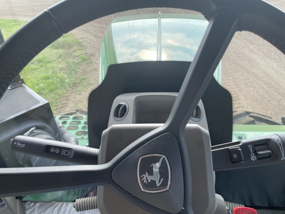 2024 John Deere 9R 640 Tractor 4WD