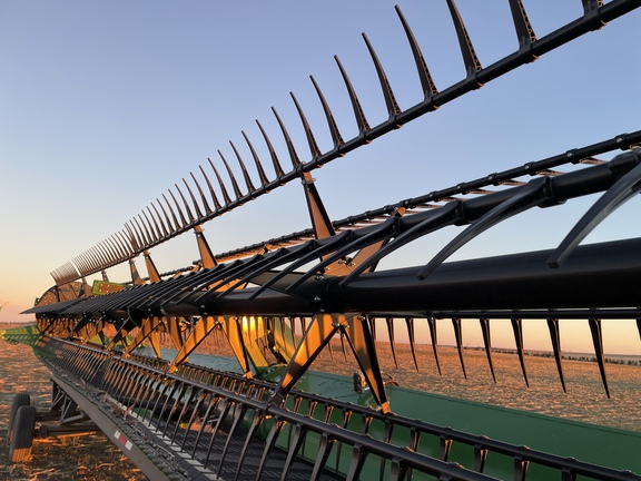 2022 John Deere RD40F Header Combine