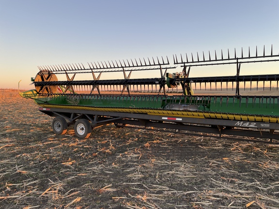 2022 John Deere RD40F Header Combine