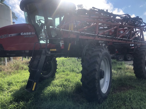 2012 Case IH Patriot 4430 Sprayer/High Clearance