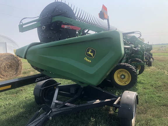 2022 John Deere HD40R Header Combine