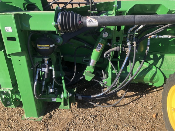 2022 John Deere HD40R Header Combine