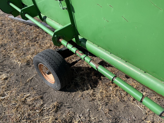 1998 John Deere 930 Header Combine