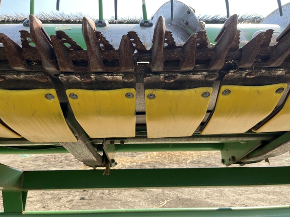 2009 John Deere 635F Header Combine