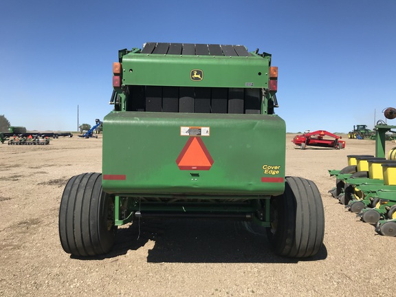 2010 John Deere 568 Baler/Round