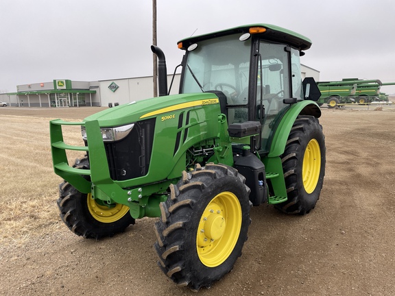 2024 John Deere 5090E Tractor