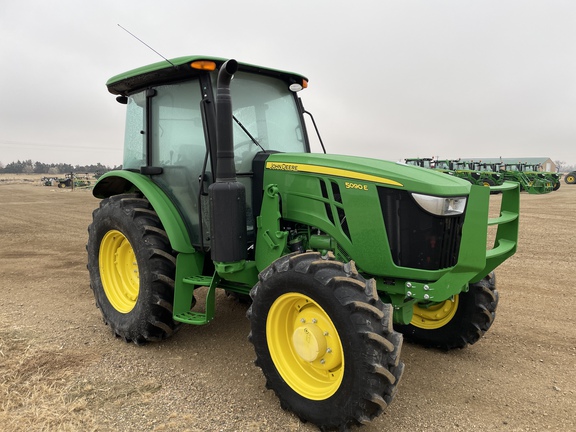 2024 John Deere 5090E Tractor