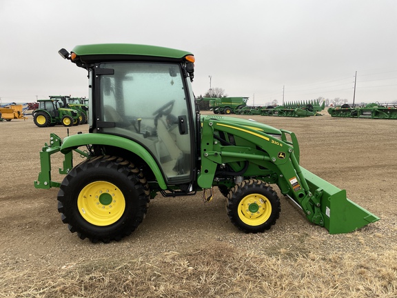 2024 John Deere 3039R Tractor Compact