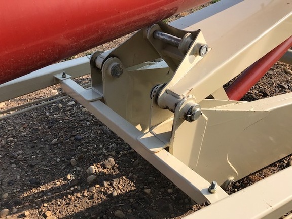 2011 Buhler Farm King 1395 Grain Auger