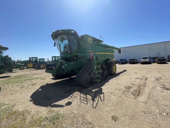 2022 John Deere S780 Combine