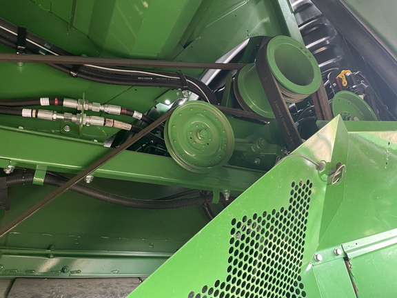 2022 John Deere S780 Combine
