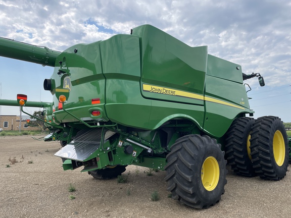 2022 John Deere S780 Combine